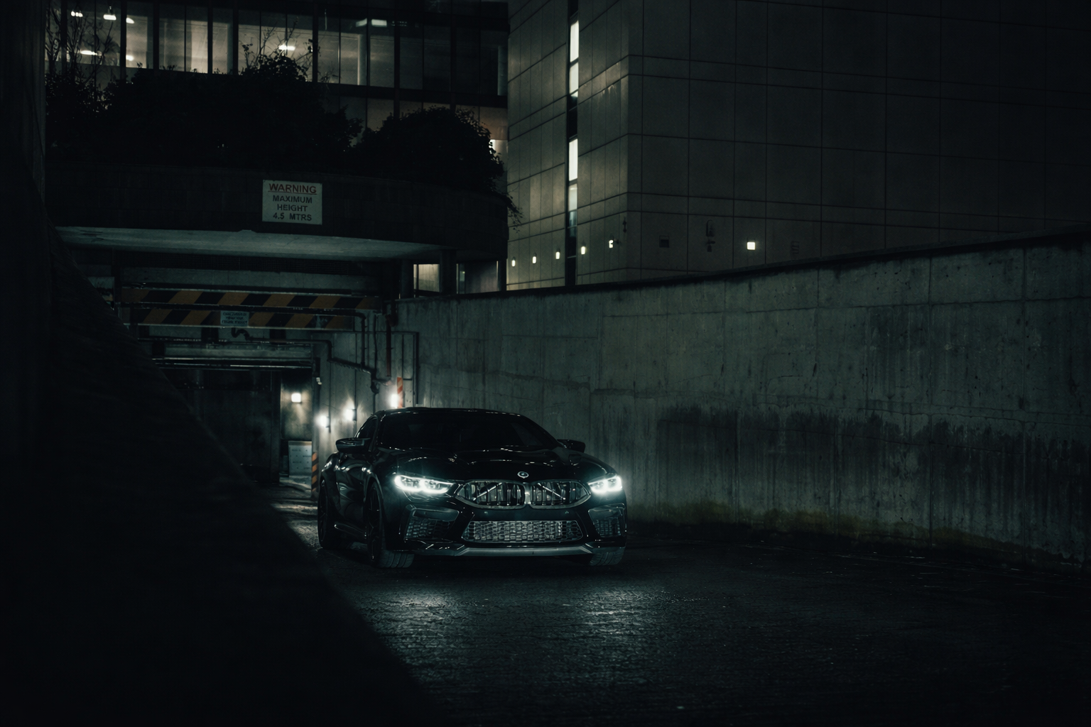 BMW M8 competition (3)